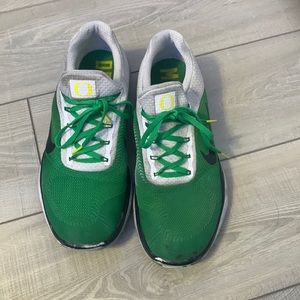 oregon ducks team issued football shoes